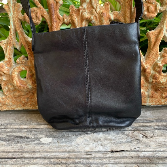 Vintage Sharif Leather Handbag! - Picture 7 of 11